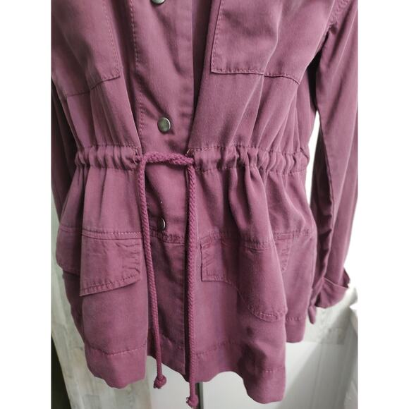 Fourteenth Place Women's wine color w/ embroidery lightweight jacket Size Large - Picture 12 of 12